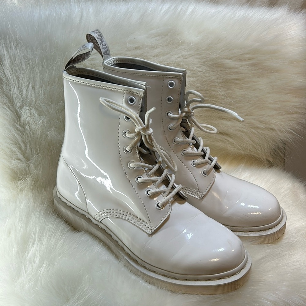 Dr. Martens, Docs, Doc Martens, white patent leather boots size 10, like new